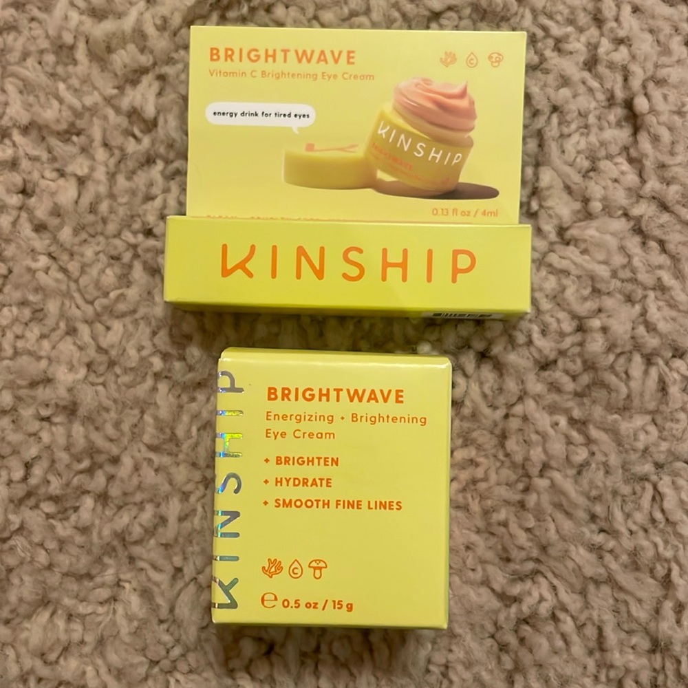 New in box! Kinship Vitamin C Eyecream bundle